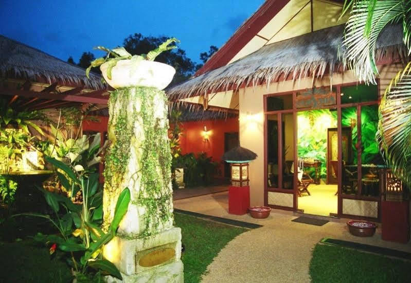 Swiss-garden Residences 4*